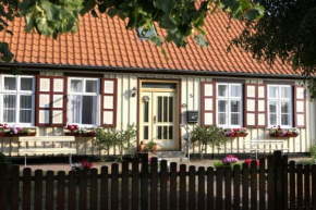 Kapitänshaus in Strandnähe in Prerow in Prerow